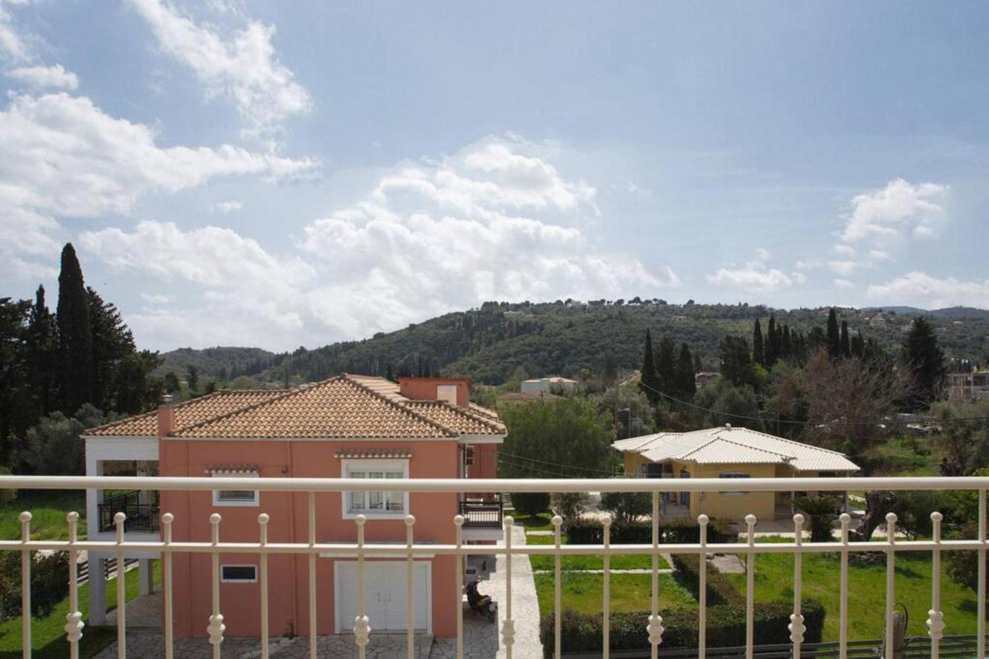 Sunny Apartment Lefkada - Lefkada Bnb Kalligoni Eksteriør bilde